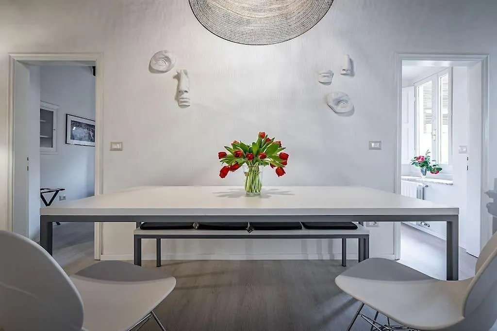 The Checkmate'S House In Florence Apartment 0*,